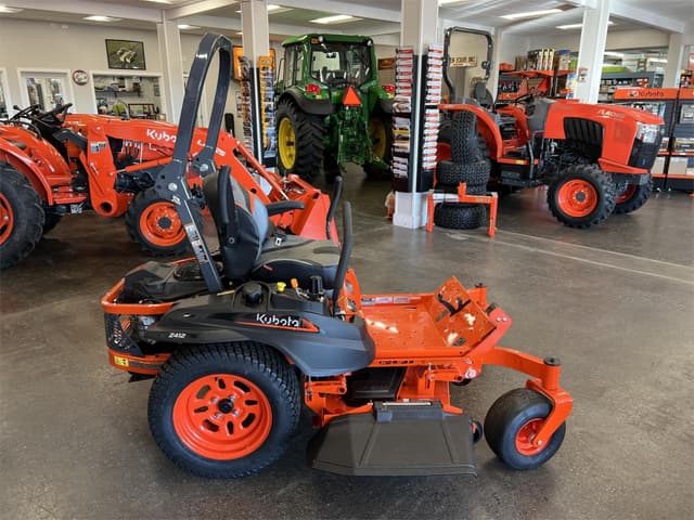 Image of Kubota Z412 equipment image 4