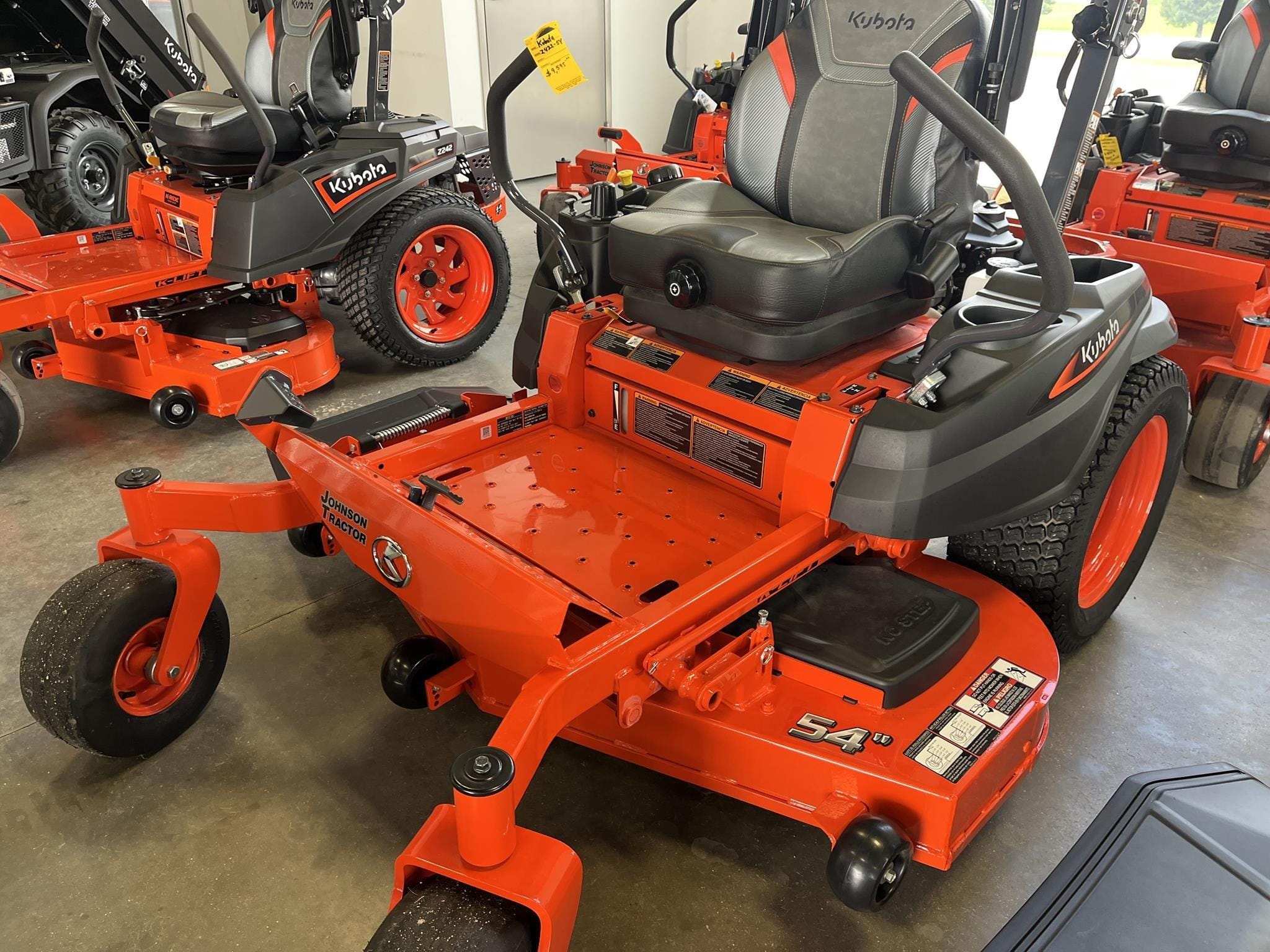 2026 Kubota Z422 Equipment Image0
