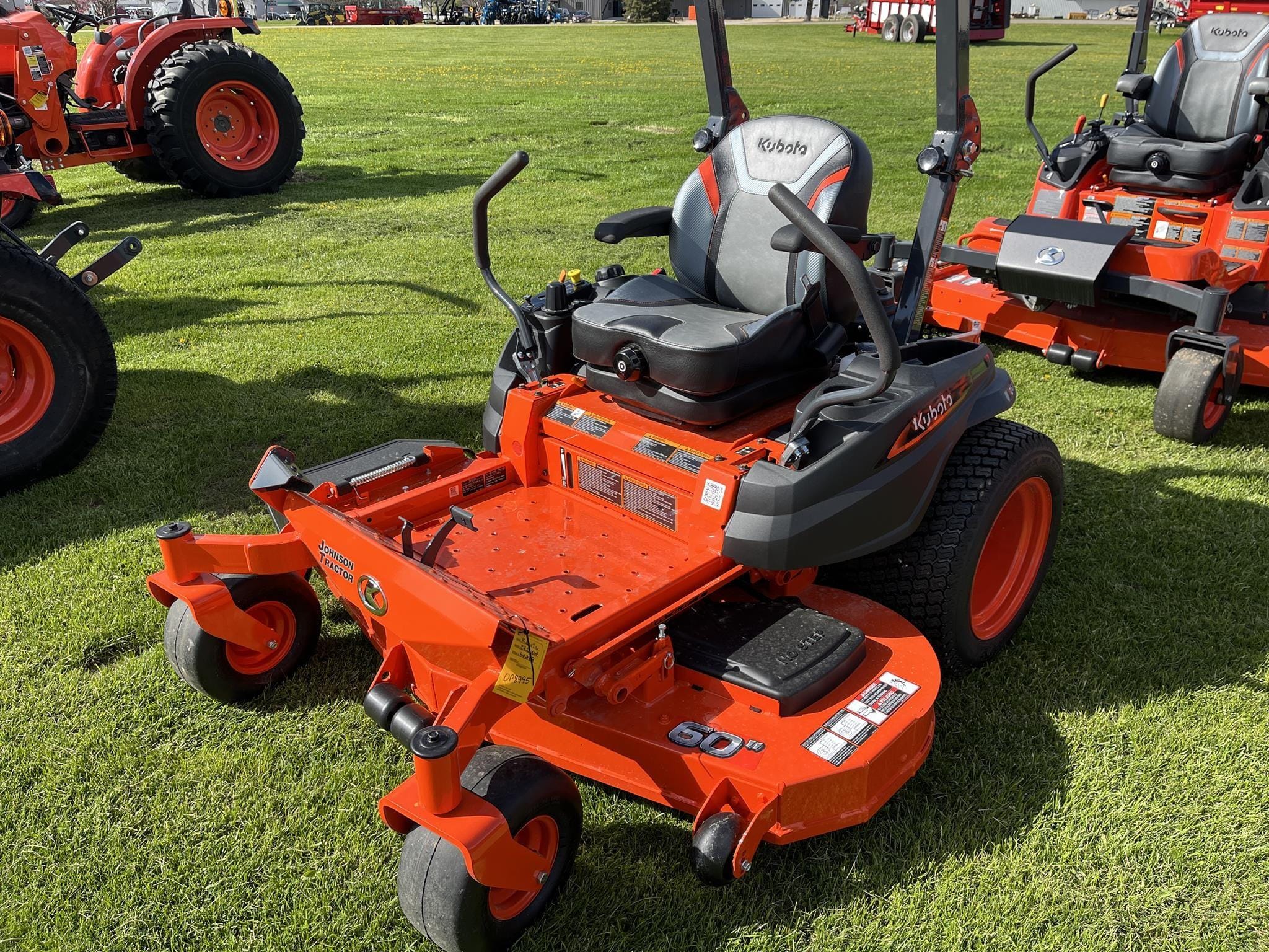 Main image Kubota Z422KWTNC-60