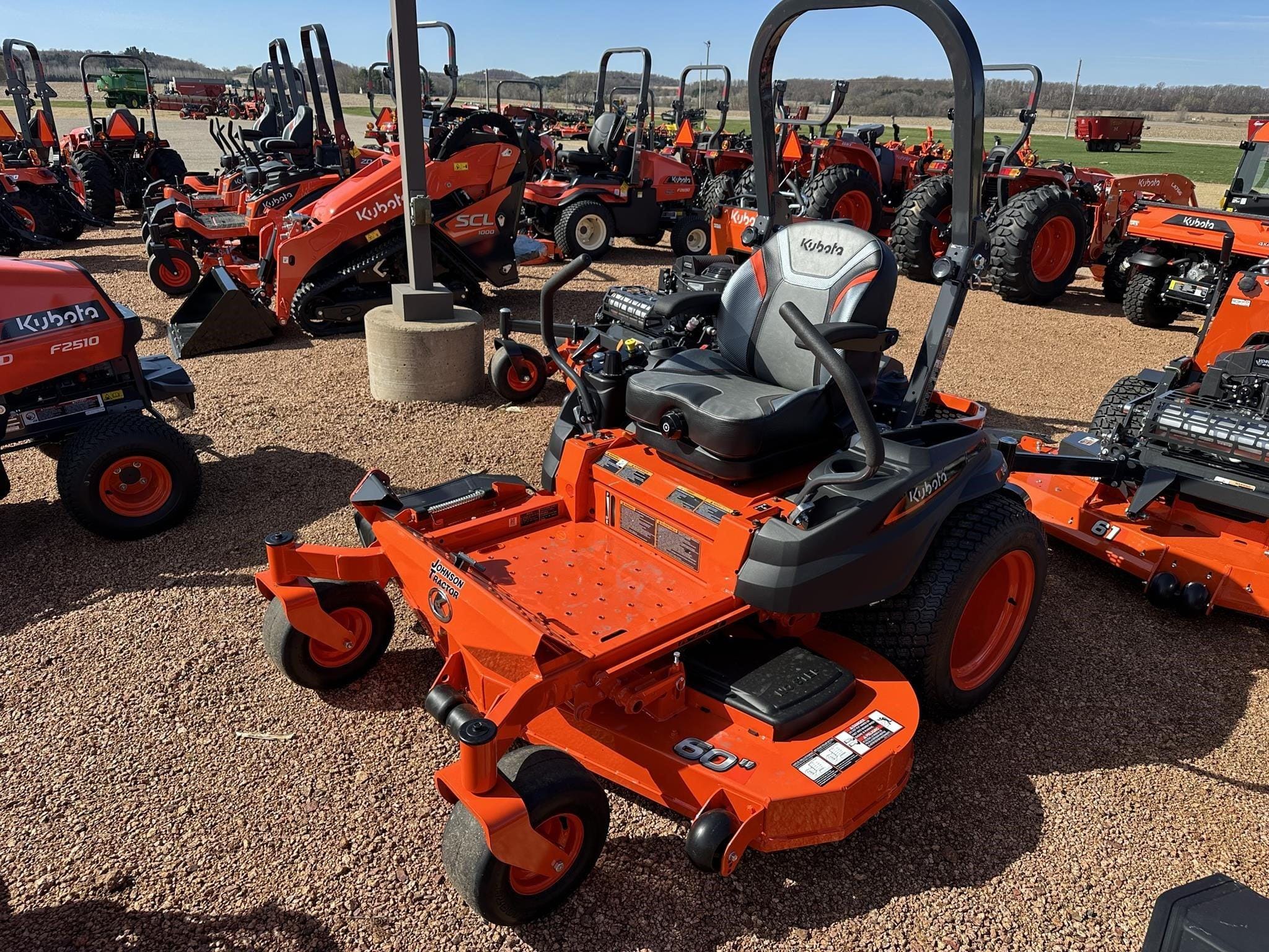 2026 Kubota Z422KWTNC-60 Equipment Image0