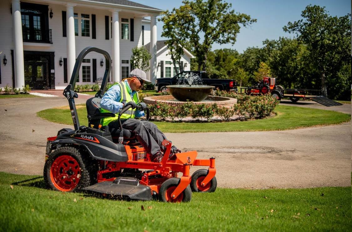 2026 Kubota Z422KWNC-54 Equipment Image0