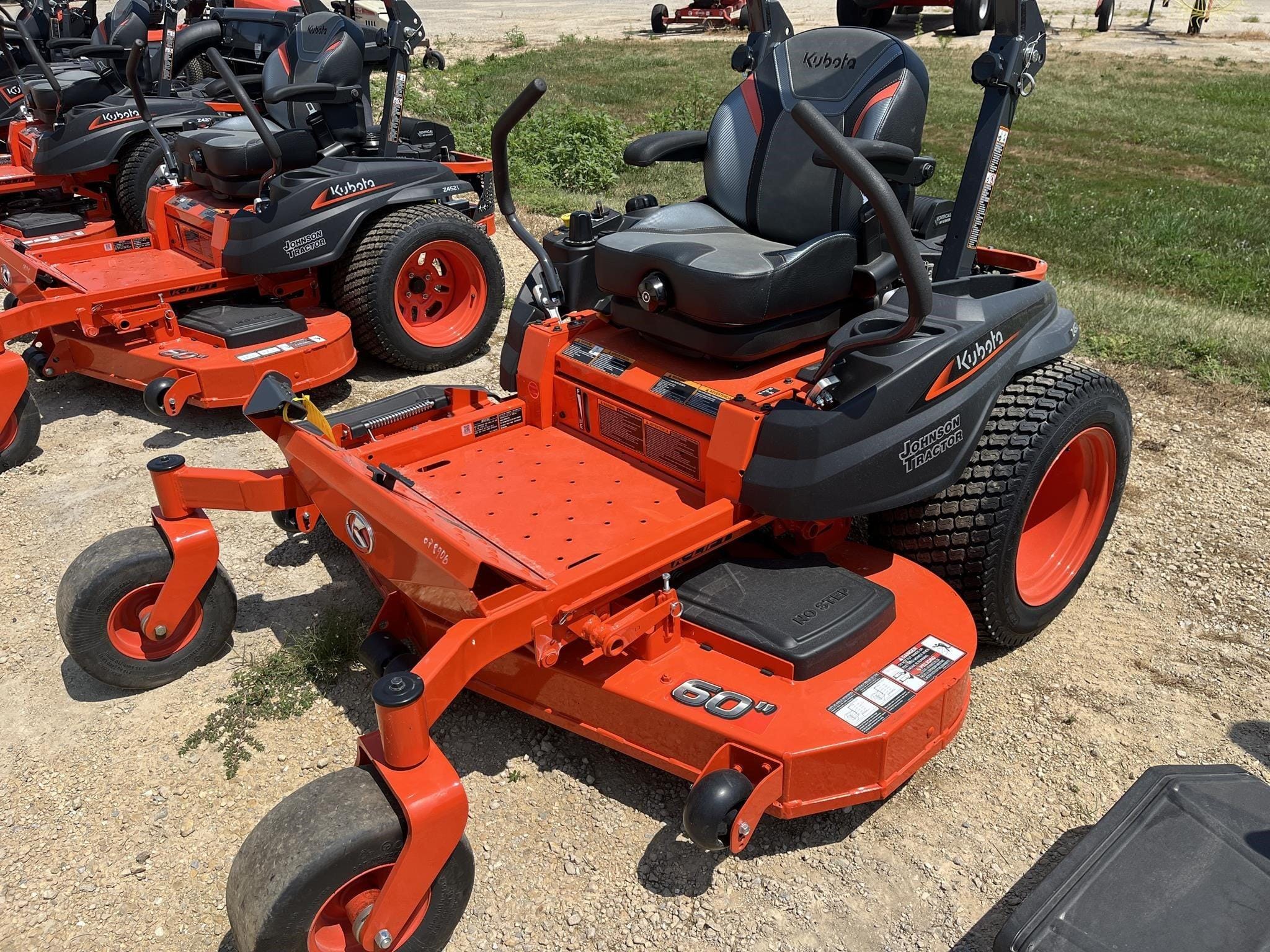 2026 Kubota Z452KWTi-60  Equipment Image0
