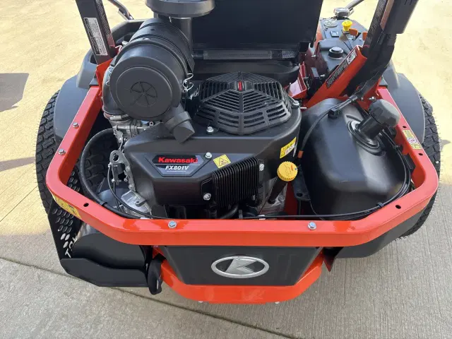 Image of Kubota Z726XKWNC-60 equipment image 3