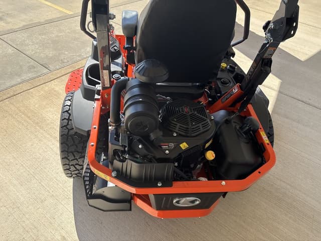 Image of Kubota Z781KWITW-60 equipment image 3