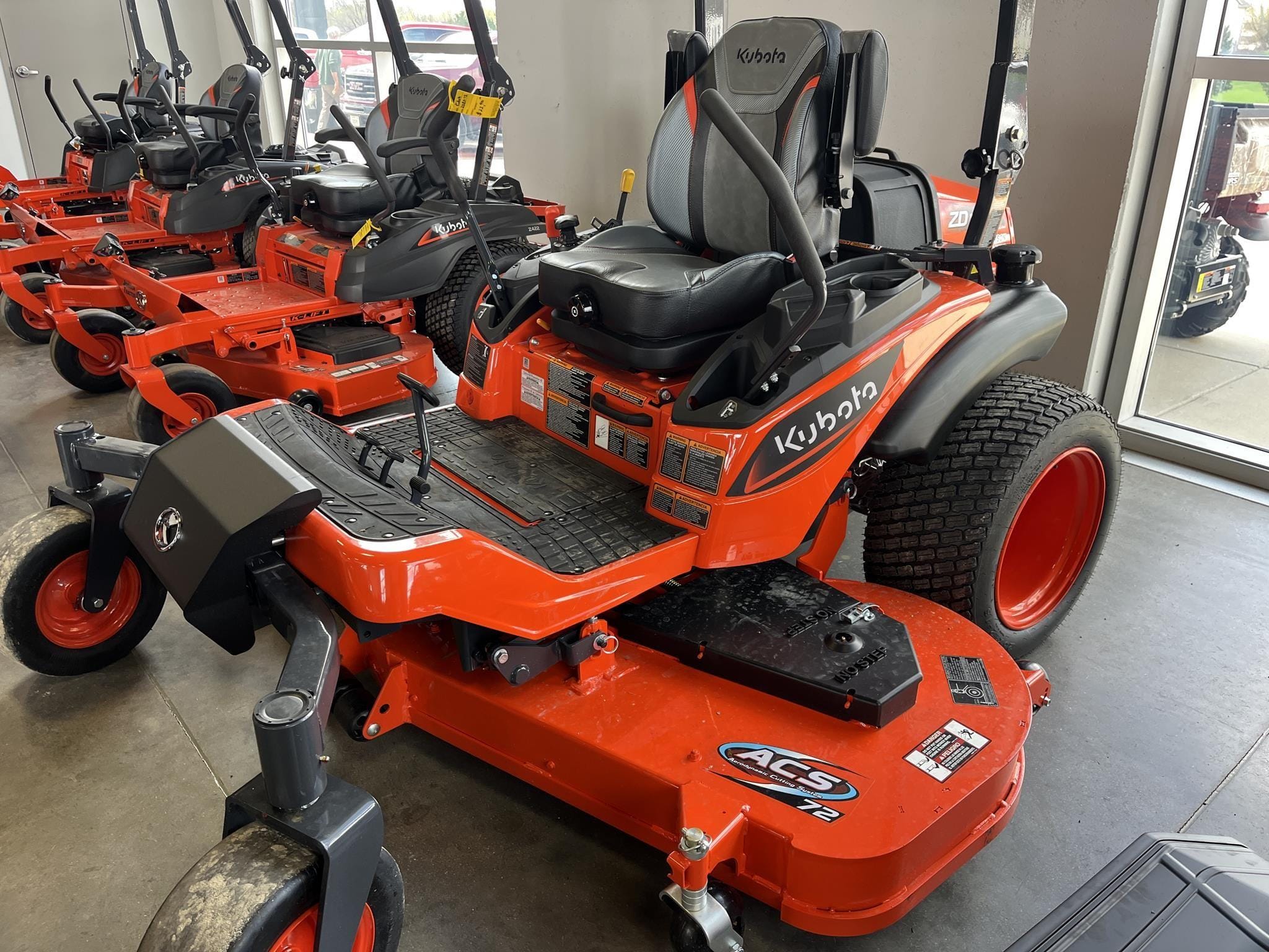 2026 Kubota ZD1211L-3-72 Equipment Image0