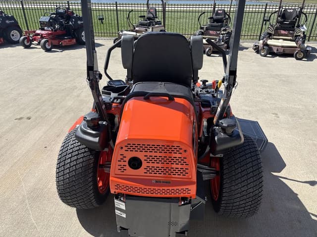 Image of Kubota ZD1211L-3-72 equipment image 4