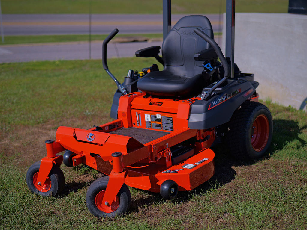 2026 Kubota Z232KW-42 Equipment Image0