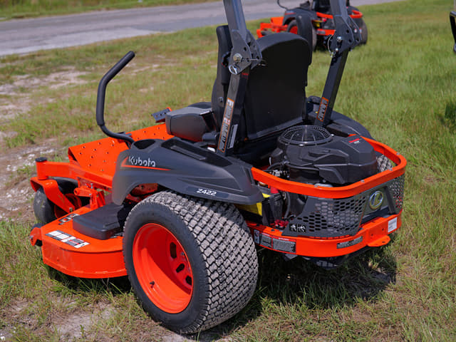 Image of Kubota Z422KWTNC-60 equipment image 3