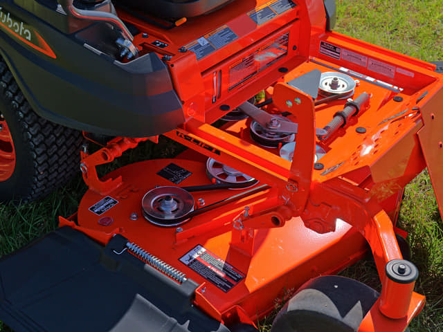 Image of Kubota Z452KWi-54 equipment image 4