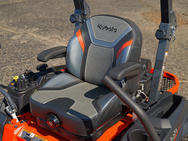 Image of Kubota Z452KWTi-60  equipment image 4