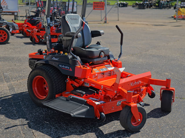 Image of Kubota Z726XKWNC-60 equipment image 1