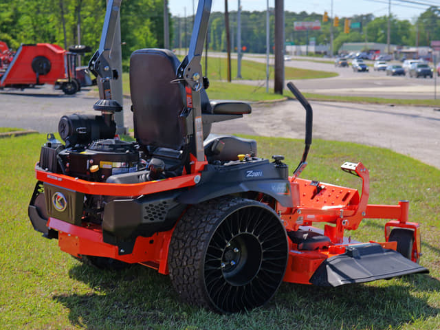 Image of Kubota Z781KWTI-60 equipment image 2