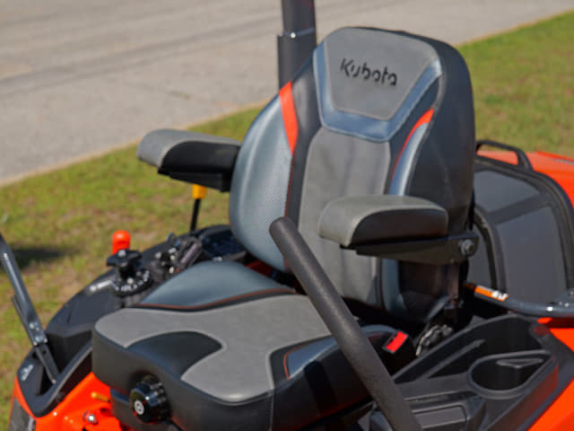 Image of Kubota ZD1211-3-60 equipment image 1