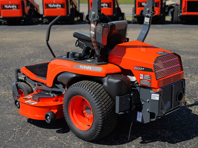 Image of Kubota ZG227A-54 equipment image 3