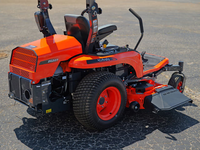 Image of Kubota ZG227A-54 equipment image 2
