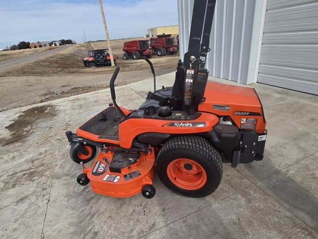 Image of Kubota ZG227 equipment image 3