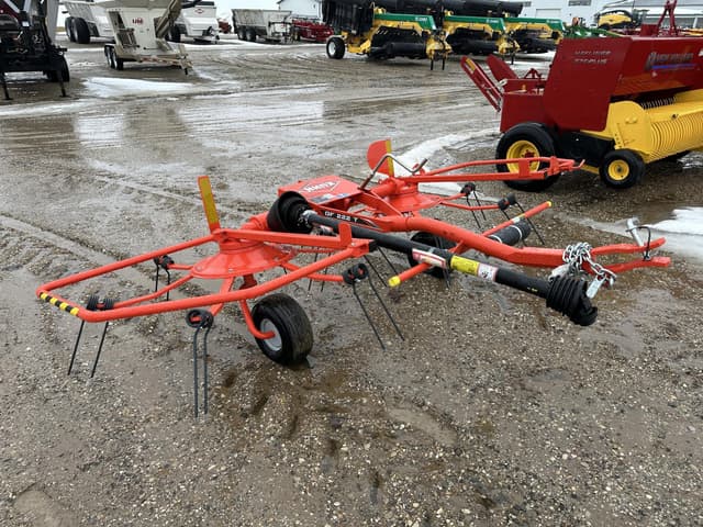Image of Kuhn GF222T equipment image 4