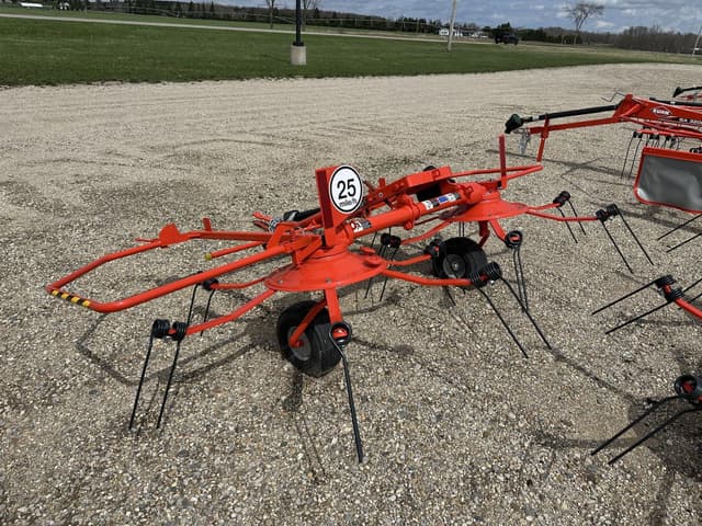Image of Kuhn GF222T equipment image 3