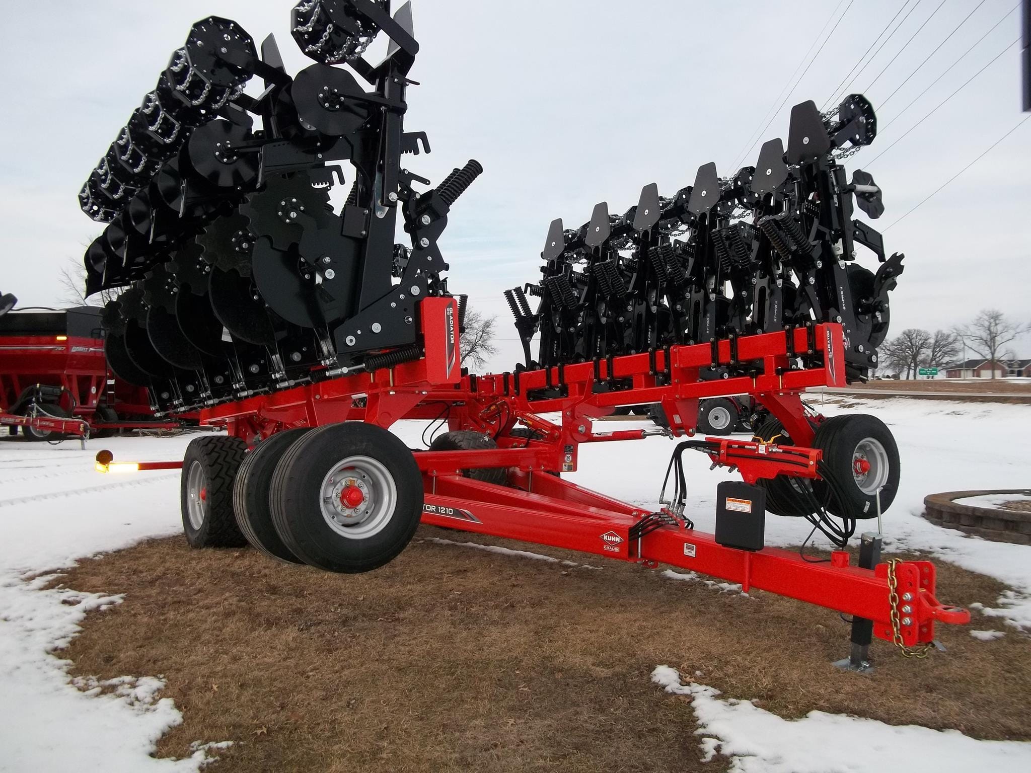2026 Kuhn Krause Gladiator 1210-1630 Equipment Image0