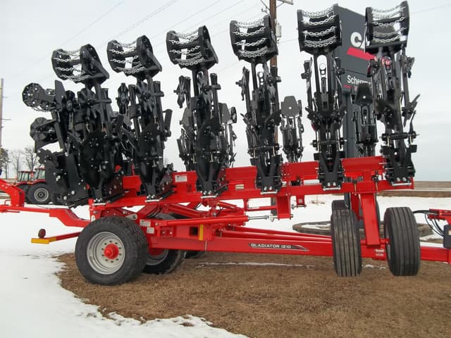 Image of Kuhn Krause Gladiator 1210-1630 equipment image 1