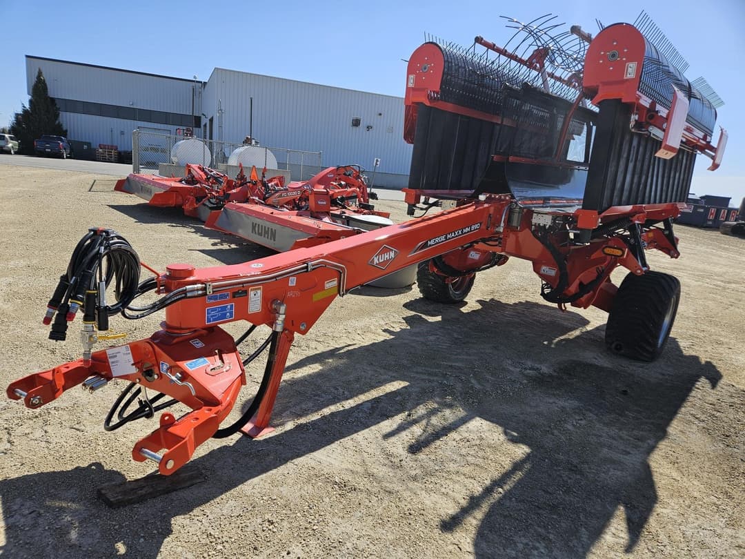 Image of Kuhn Merge-Maxx MM890 Primary image