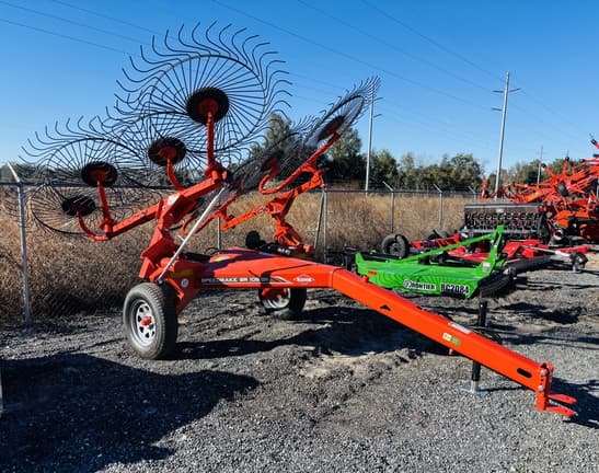 Image of Kuhn SR108 equipment image 1