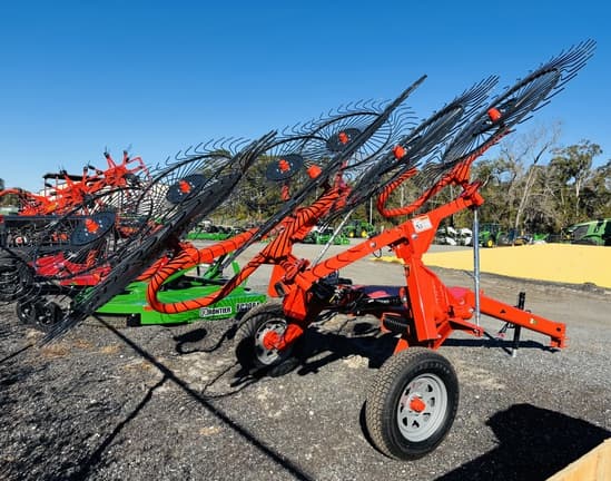 Image of Kuhn SR108 equipment image 2