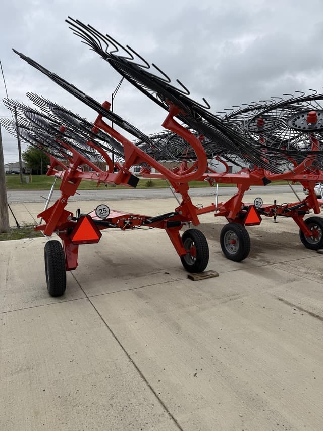 Image of Kuhn SR112GII equipment image 2