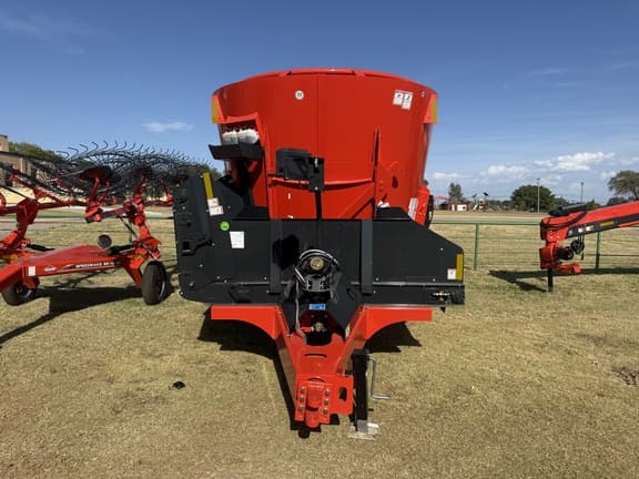 Image of Kuhn Knight VT 268 equipment image 3