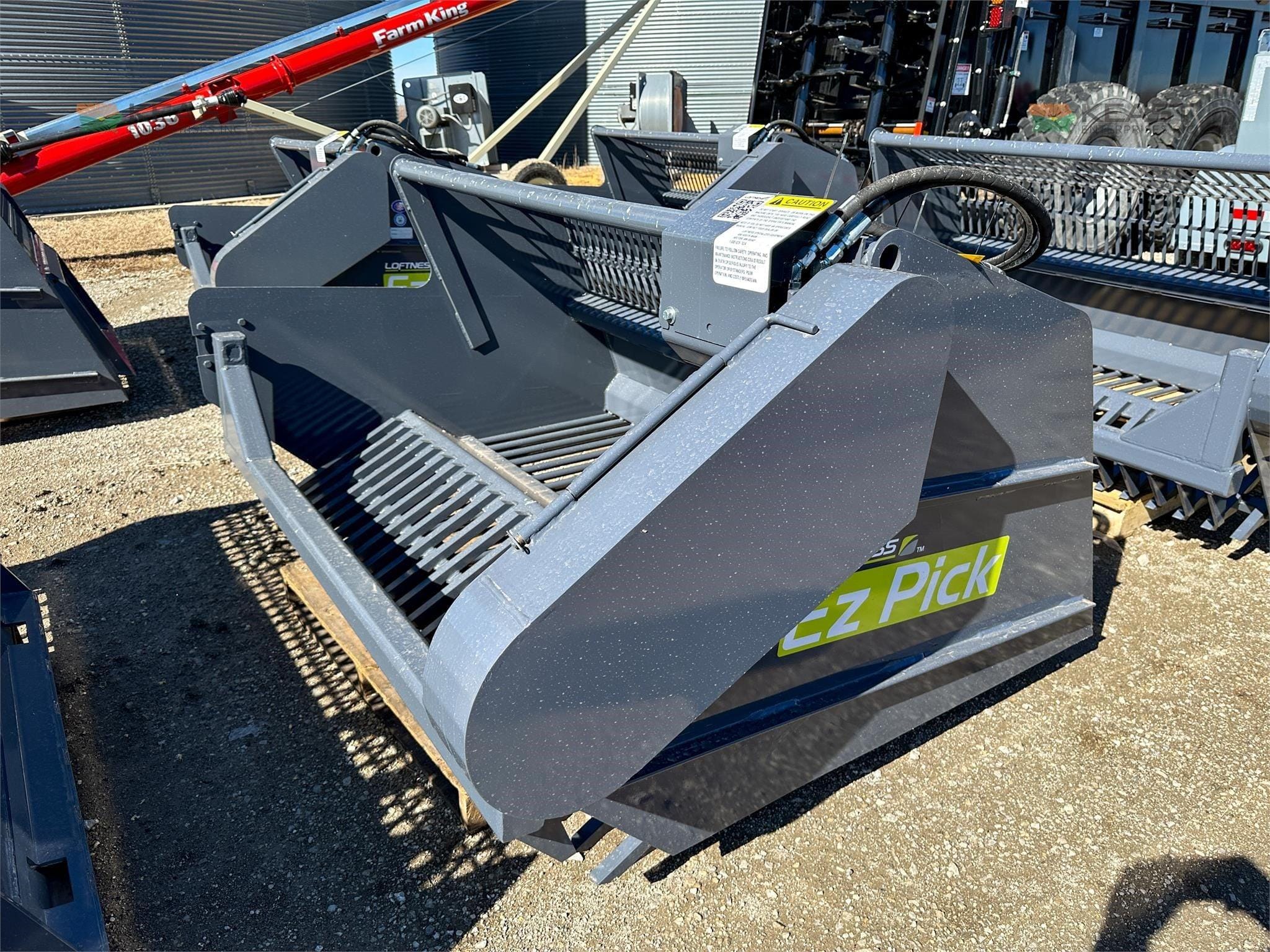 2026 Loftness EZ Pick 720  Equipment Image0