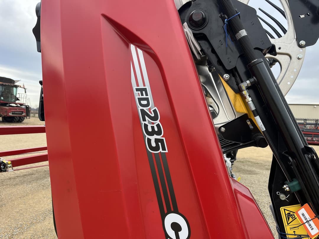 Image of MacDon FD235 Image 1