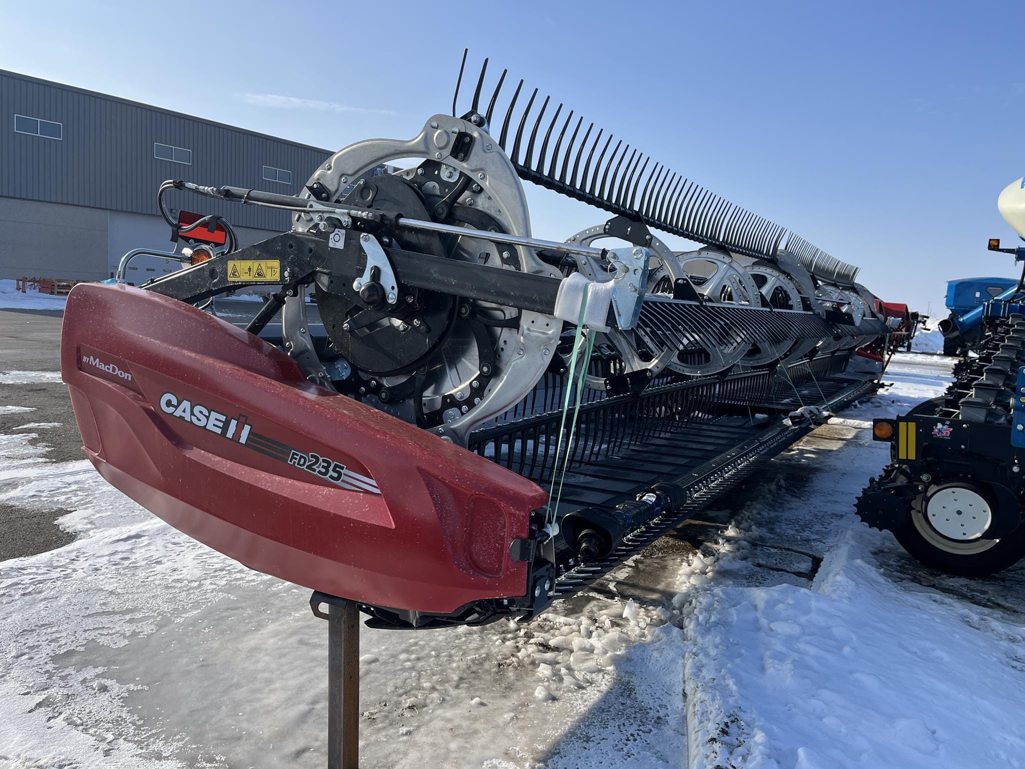 2026 MacDon FD235 Equipment Image0