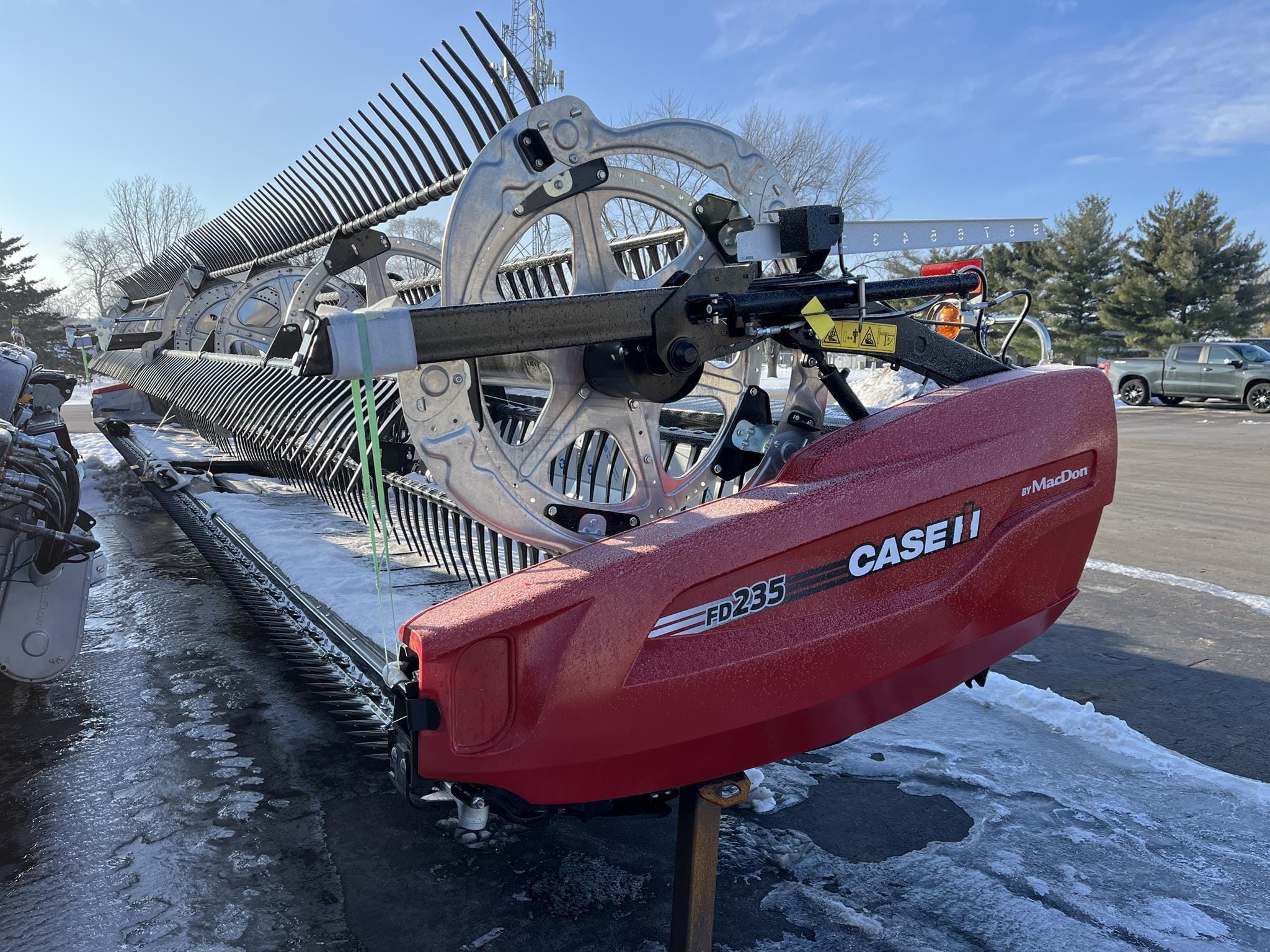 Main image MacDon FD235