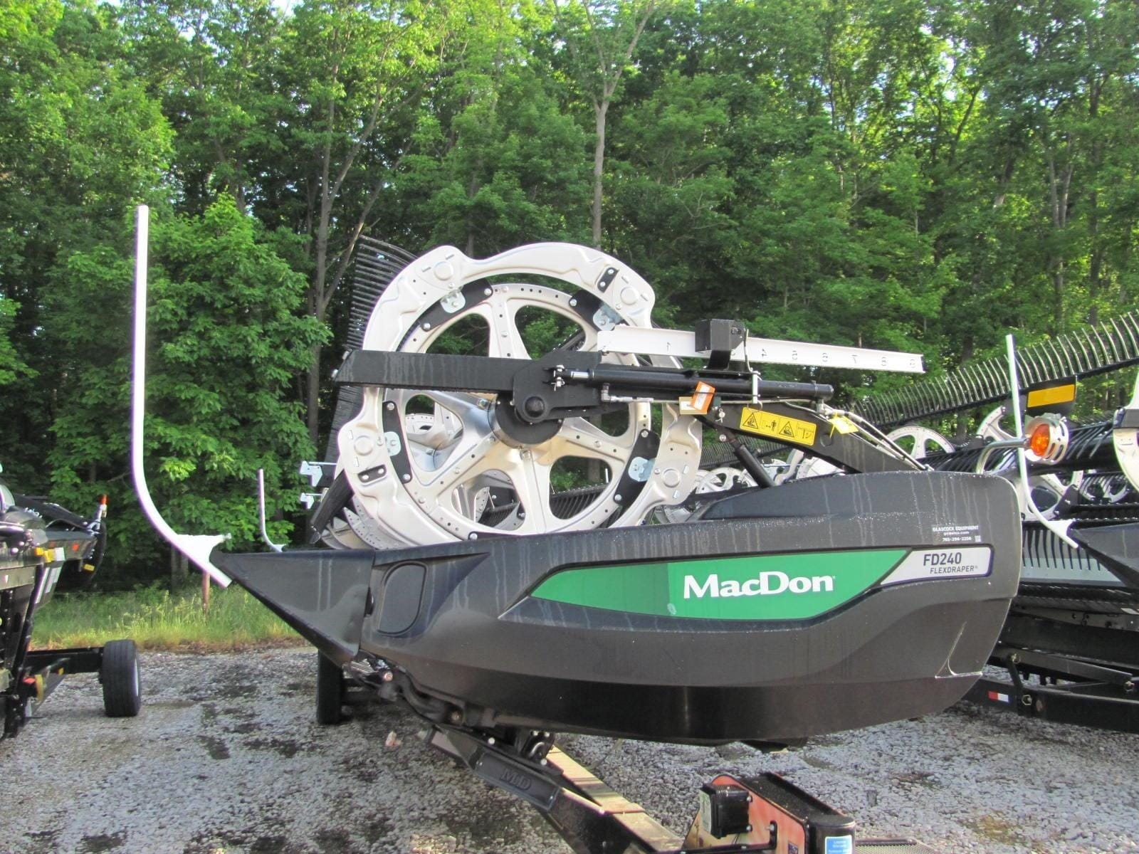2026 MacDon FD240 Equipment Image0