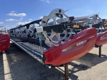 2026 MacDon FD240 Equipment Image0