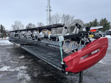 Main image MacDon FD240