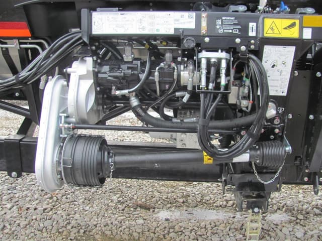 Image of MacDon FD245 equipment image 4