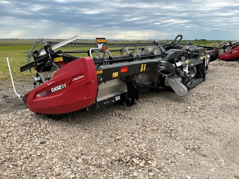 2026 MacDon FD235 Equipment Image0