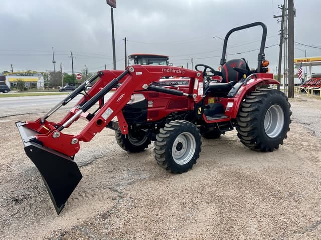 Image of Mahindra 1626 HST equipment image 1