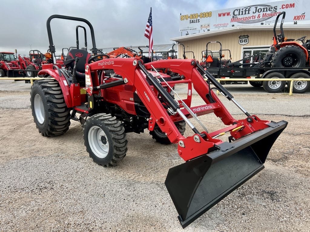 2026 Mahindra 1626 HST Equipment Image0