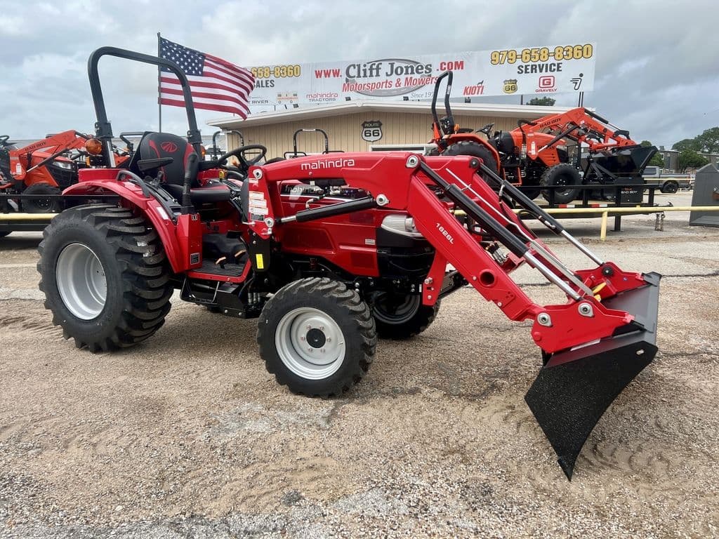 Image of Mahindra 1626 HST Primary image