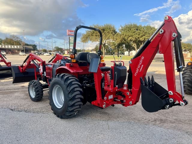 Image of Mahindra 1626 Shuttle equipment image 1