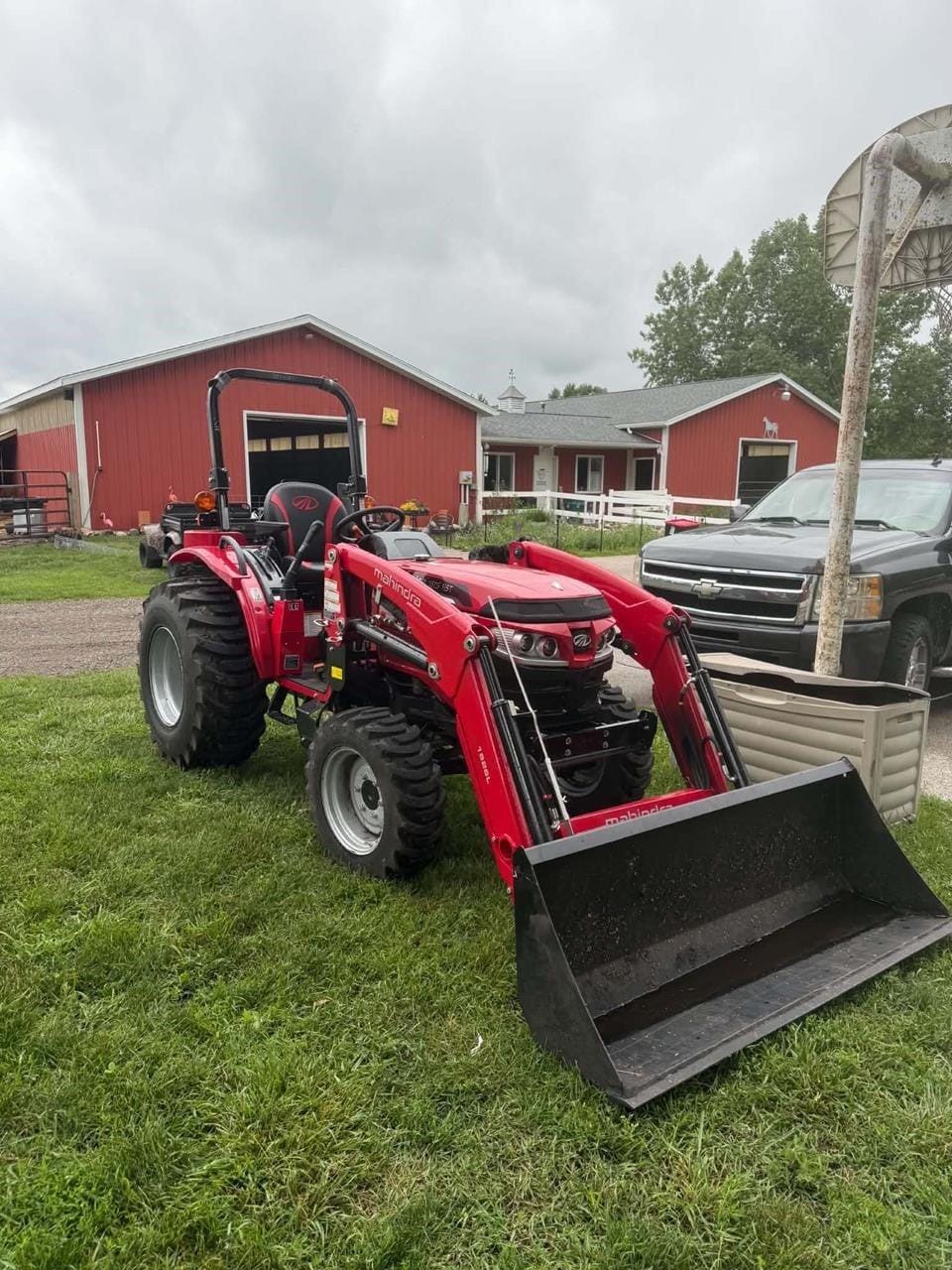 2026 Mahindra 1626 HST Equipment Image0