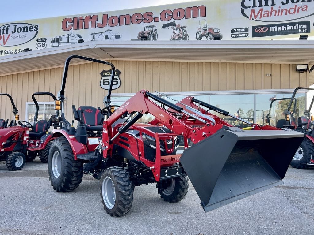 2026 Mahindra 2126 HST Equipment Image0