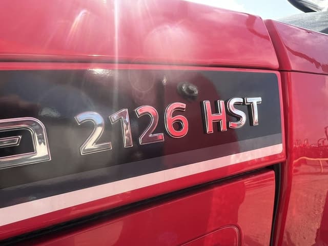 Image of Mahindra 2126 HST equipment image 4
