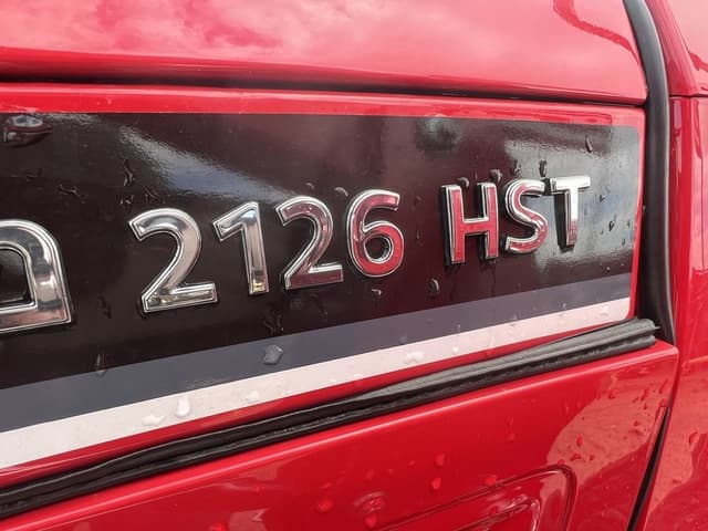 Image of Mahindra 2126 HST equipment image 4