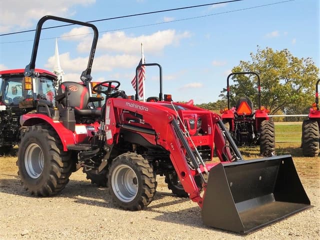 Image of Mahindra 2126 HST equipment image 1