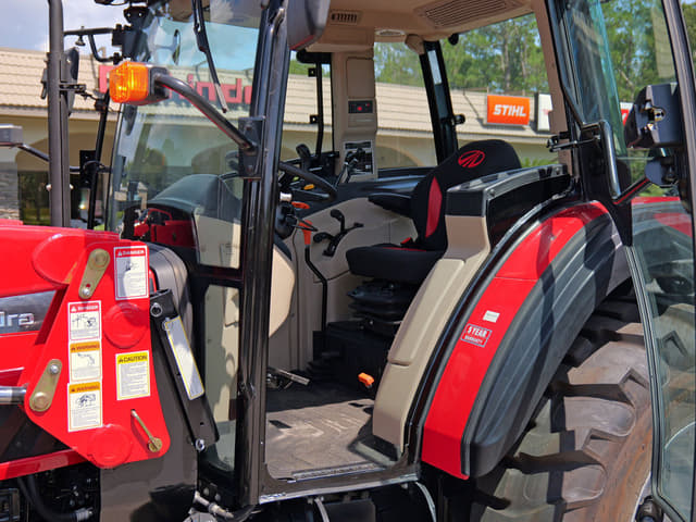 Image of Mahindra 6065 equipment image 4