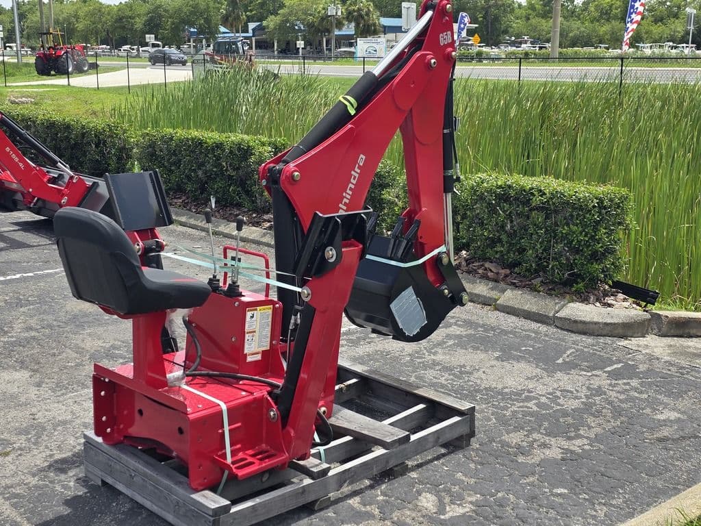 Image of Mahindra 65B Image 1