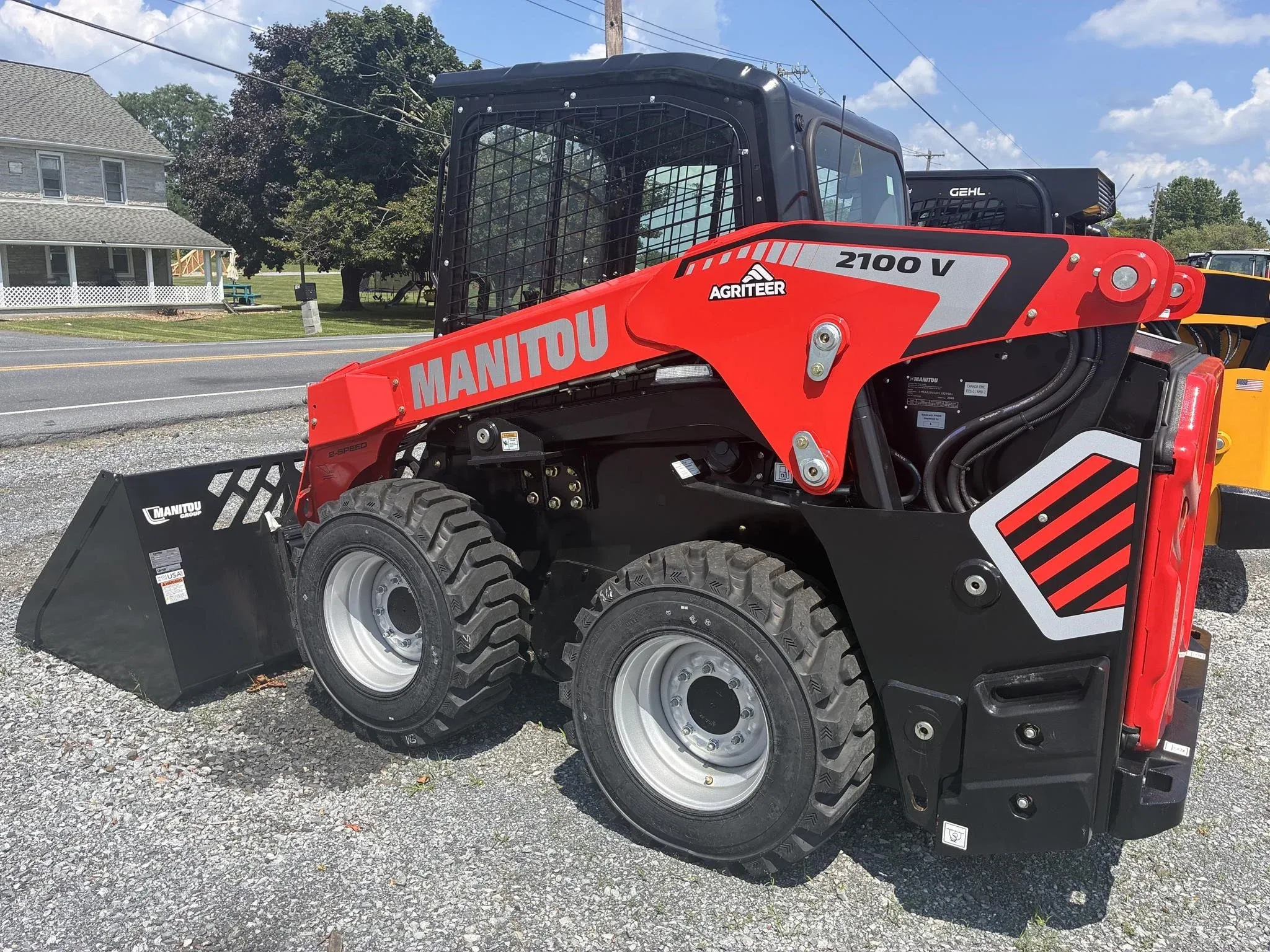 2026 Manitou 2100V Equipment Image0